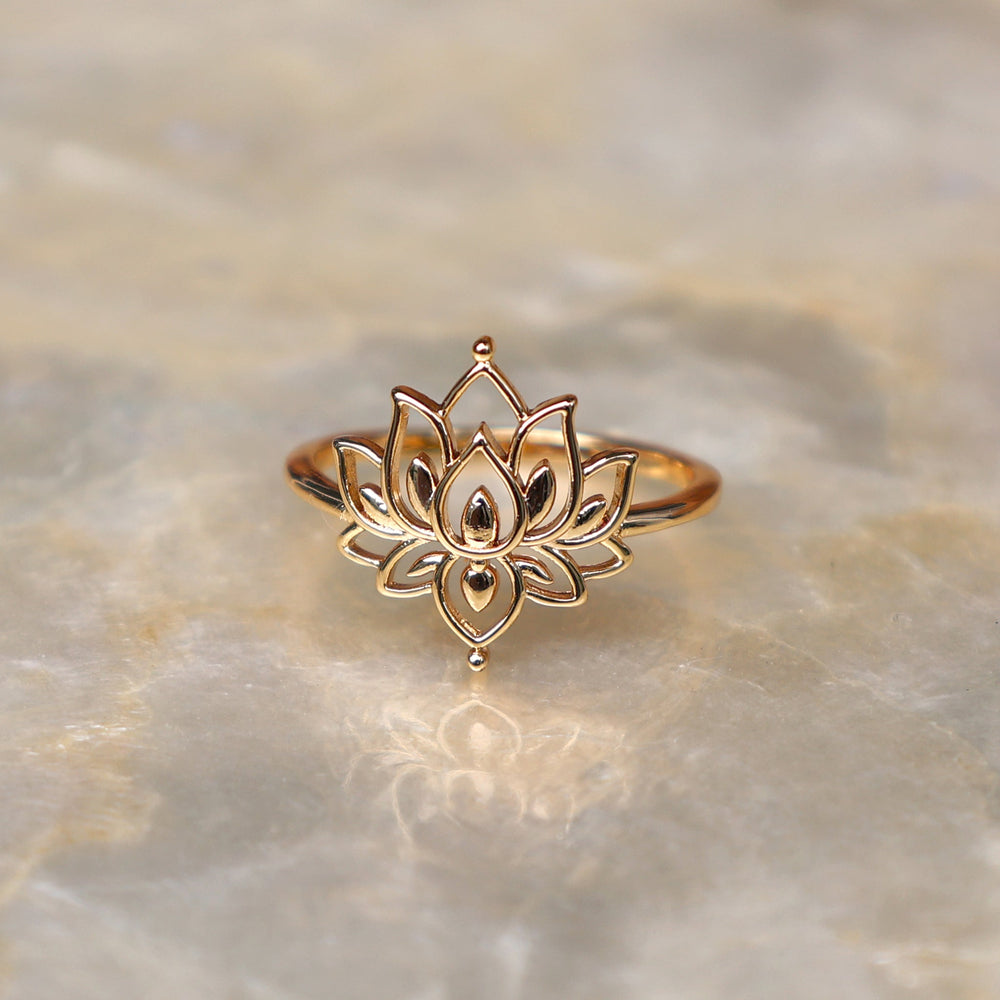 Godric - Zarter Lotusblumen-Ring