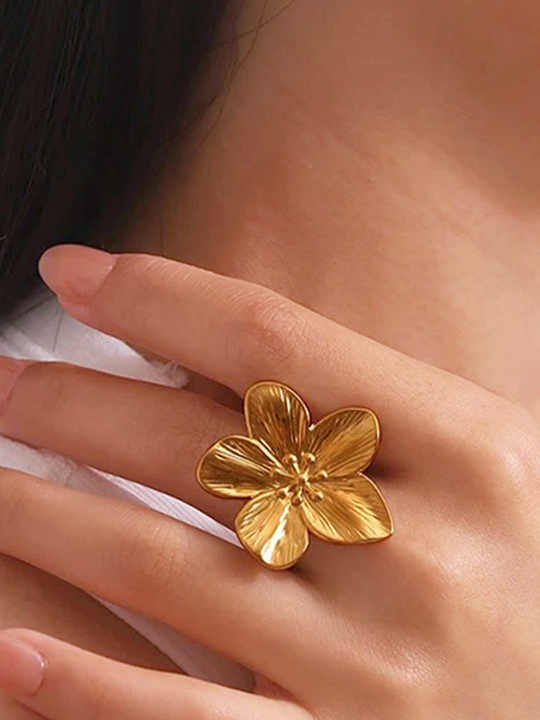 Rianna - Blüten-Statement-Ring