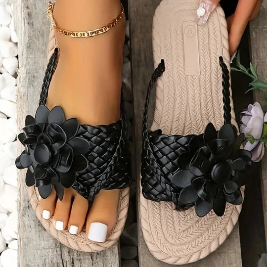 Evangeline - Flache Sandalen mit geflochtenen Zehen